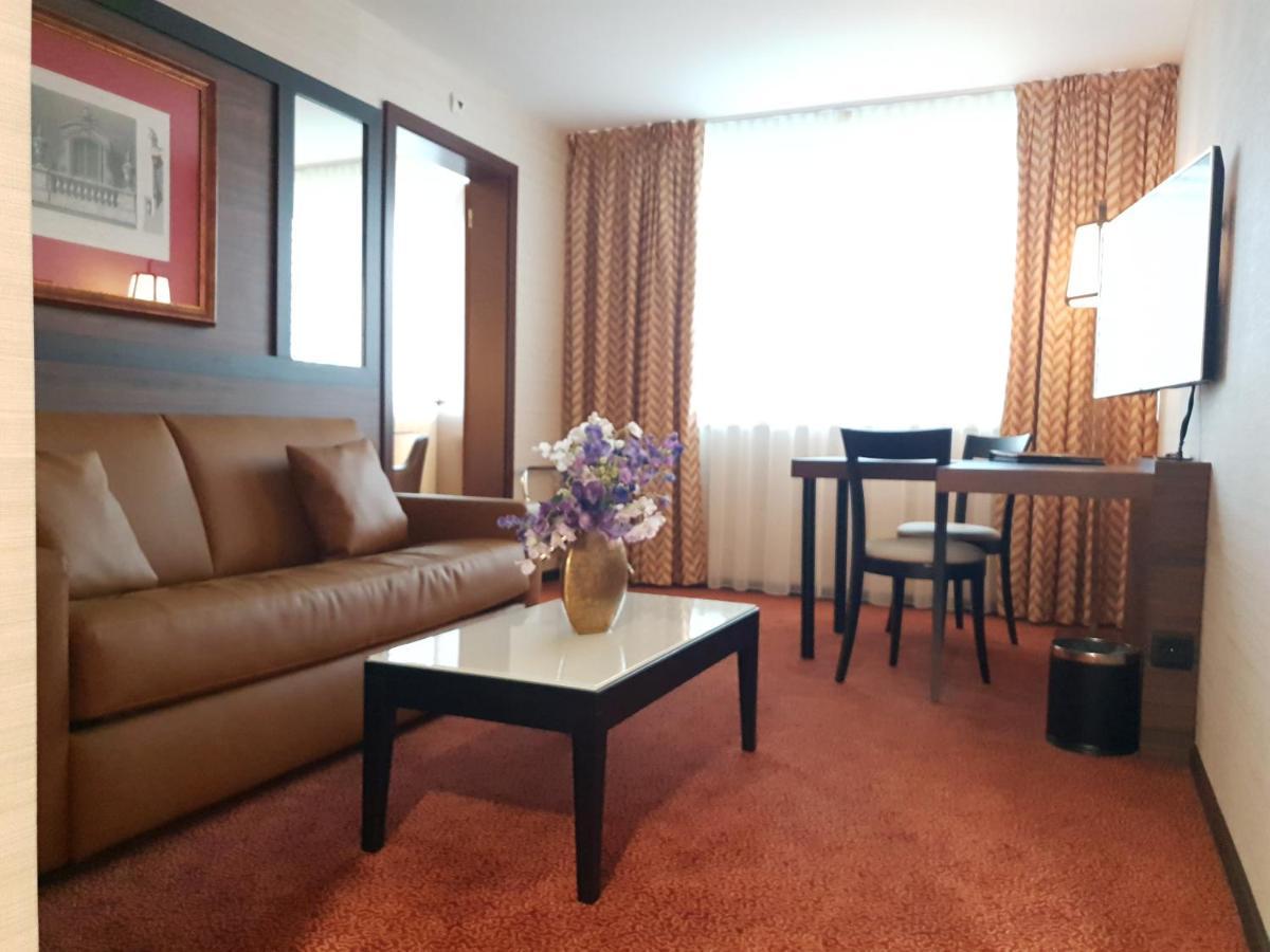 Nash Suites Airport Hotel Le Grand Saconnex Exterior photo